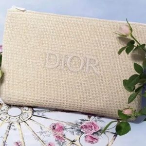 NEW ⭐️ Dior Raffia Bag